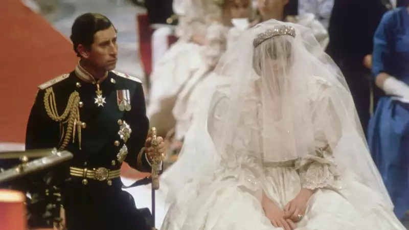 Prince Charles confessed to Princess Diana on the eve of their wedding that he "didn't love her," a friend testified.