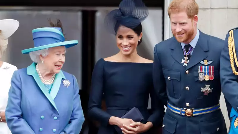 The Queen and Prince Charles wanted Meghan Markle to repair her relationship with her father