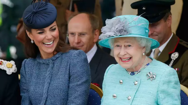 The Queen bestows special honor on Kate Middleton