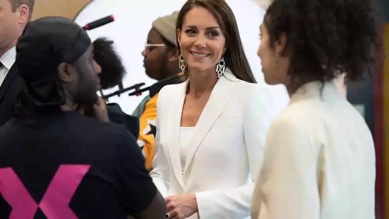 Why Did Kate Middleton Wear White on Windrush Day? Body Language Expert