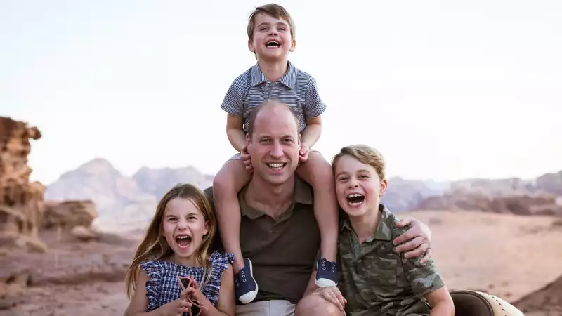 Prince William and his three children laugh hysterically in newly released photo