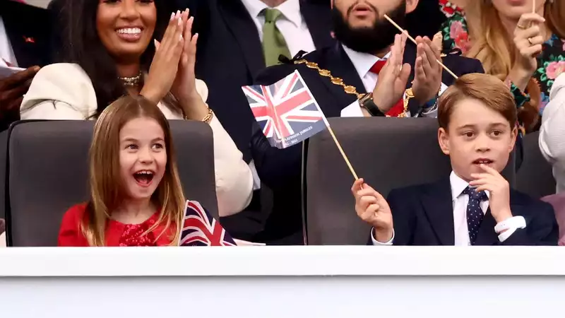 Prince George and Princess Charlotte rejoin Kate Middleton and Prince William and his wife at the platinum party at the Palace