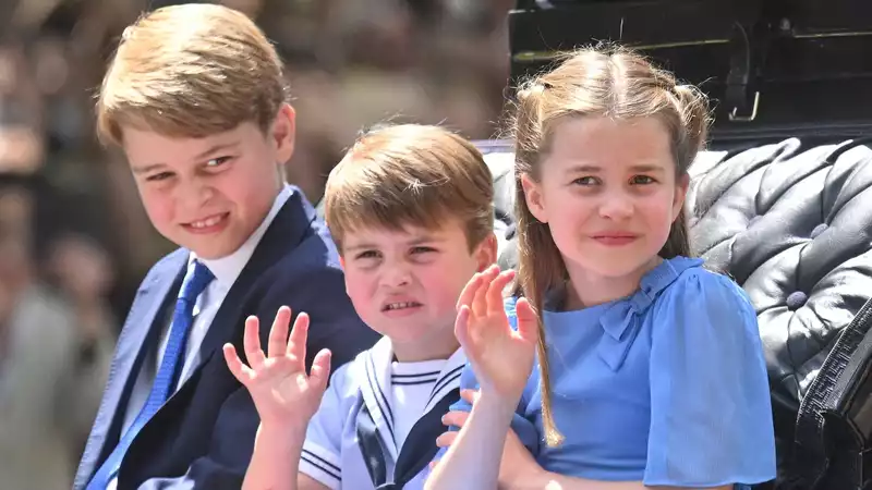 Kate Middleton, what are your tips for keeping your three children docile during the "brocade ceremony"?