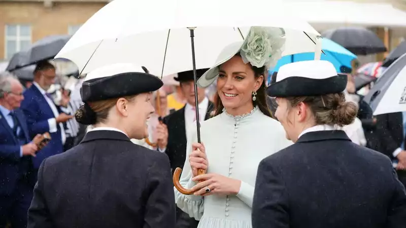 Kate Middleton creates a grand "Bridgerton" atmosphere at her latest Royal Garden Party.