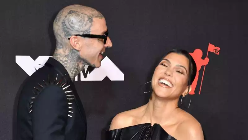 Astrologer Says Kourtney Kardashian and Travis Barker Wedding Date Means Good Things