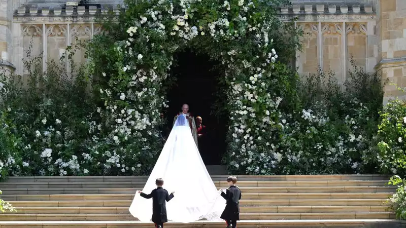 Kate Middleton and Meghan Markle's wedding dresses differ in one important detail