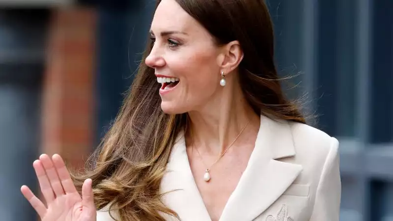 Kate Middleton is looking for a personal assistant.