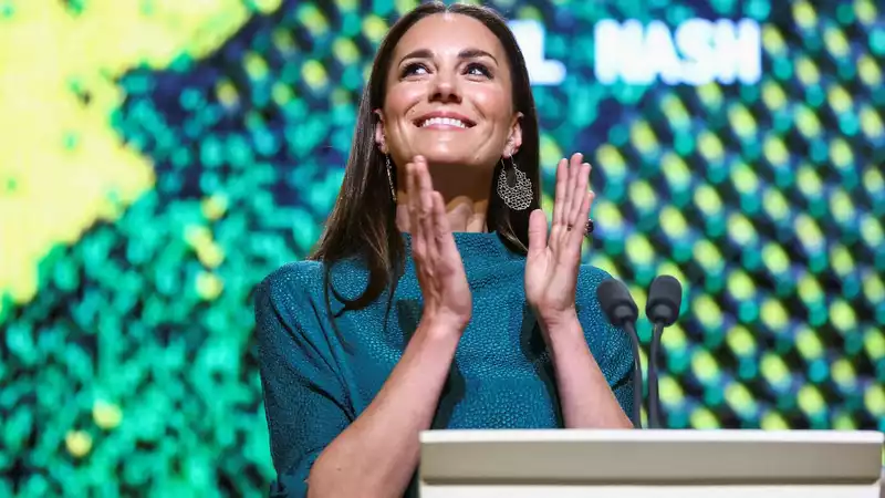 Kate Middleton, who embodied Princess Diana's "popularity and empathy," asks body language expert