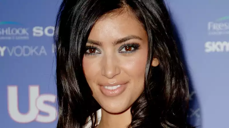 Kim Kardashian deeply regrets her all-Fendi outfit from 2006: "I didn't kill it."