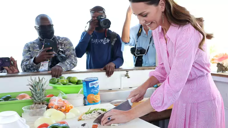 Kate Middleton prepares Bahamian cuisine on final day of Royal Caribbean tour