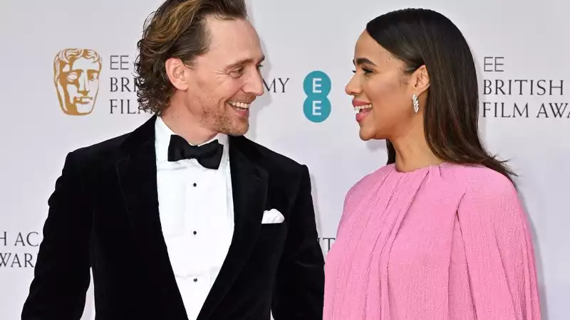 Tom Hiddleston and Zawe Ashton Engaged, Enchanted by Rings