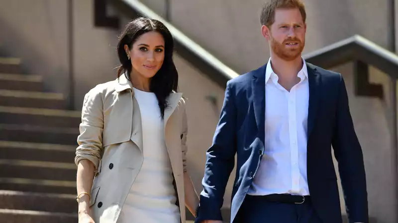 Prince Harry and Meghan Markle express "concern" to Spotify over Joe Rogan COVID misreporting issue.