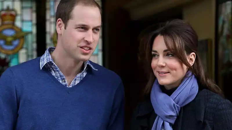 Kate Middleton to serve as Prince William's "entourage" at college party