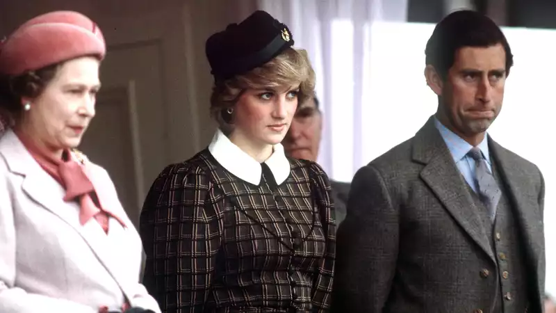 Princess Diana breaks this rule on her first Christmas with the Royal Family