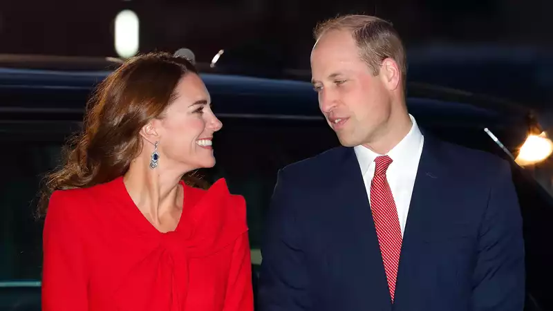 Kate Middleton and Prince William take a sweet moment at the Westminster Christmas Concert