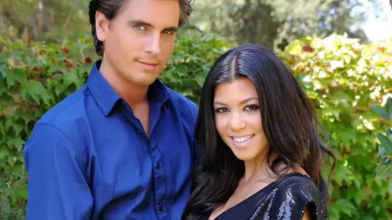 Scott Disick "puts aside" his "hostility" toward Kourtney Kardashian and Travis Barker for the sake of his children, sources say.