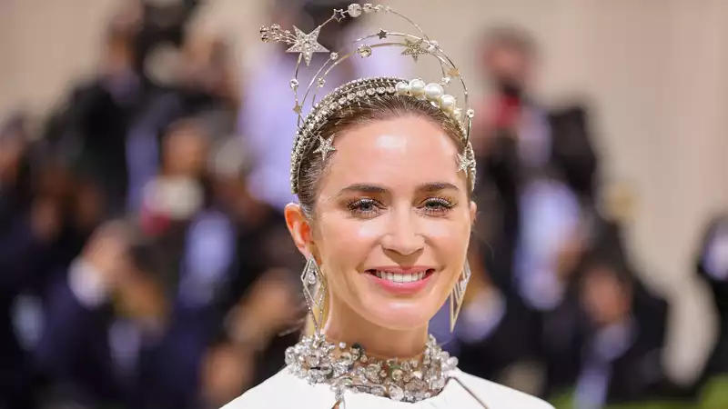 Emily Blunt to be a modern-day Ziegfeld Girl at the 2021 Met Gala