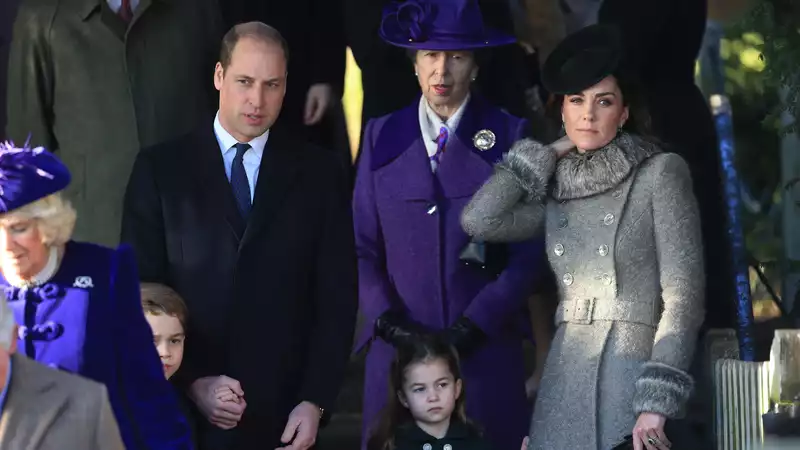 Kate Middleton tells royal fans she regrets last year's Christmas outfit