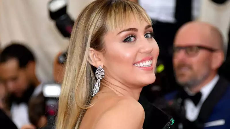 Miley Cyrus Explains Why She Told Her Exes to "Go Fuck Themselves" in "Prisoner" Video