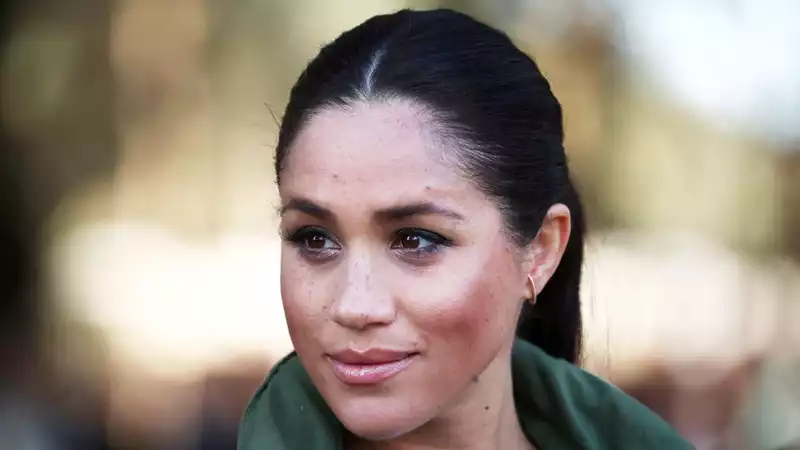 Meghan Markle talks about her "unbearable grief" after her miscarriage.