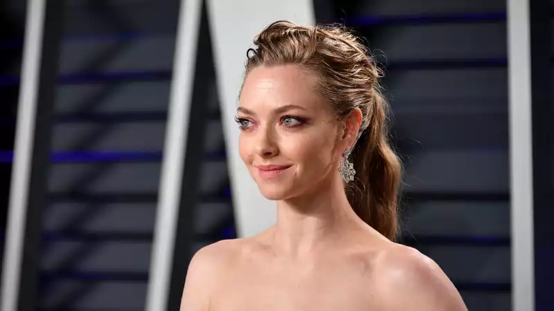 Amanda Seyfried gave birth to her second child after keeping her pregnancy a secret.