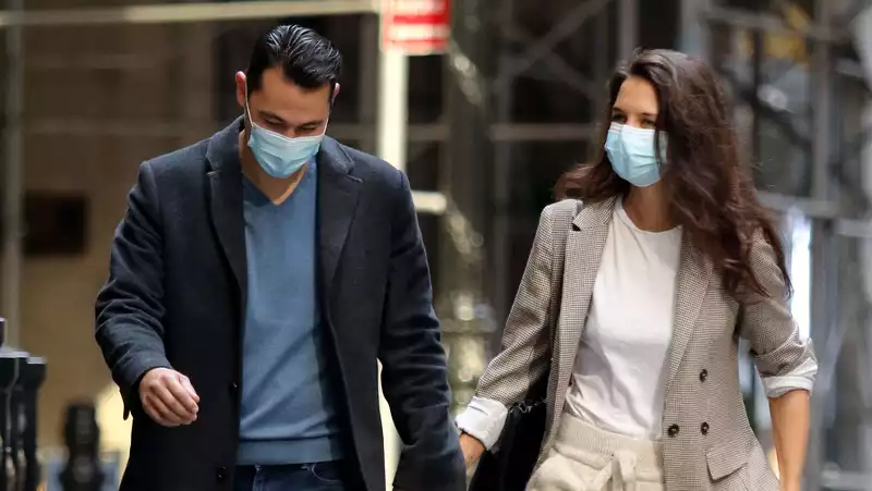 Katie Holmes and Emilio Vitolo walk hand in hand in New York City