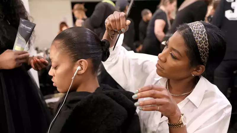 TRESemmé Donates $10,000 to 10 Black Women Hair Stylists