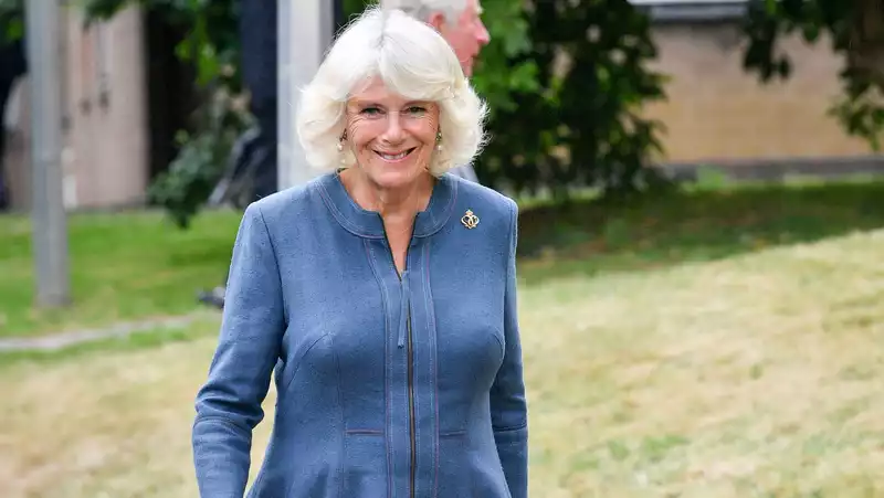 Camilla Parker Bowles injured during ballet "Silver Swan" class