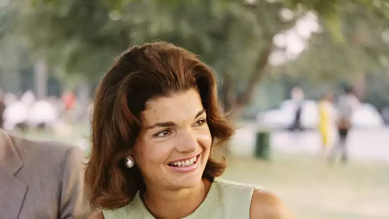 Meet Jackie Kennedy's look-alike granddaughter