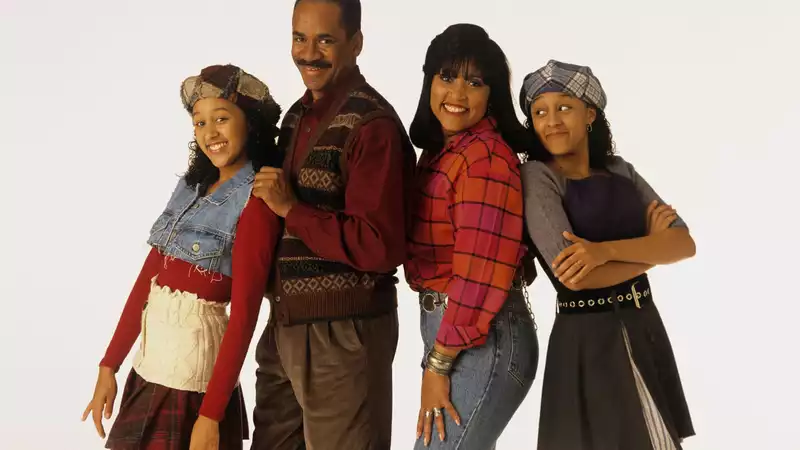 Your childhood favorite black sitcom is now on Netflix!