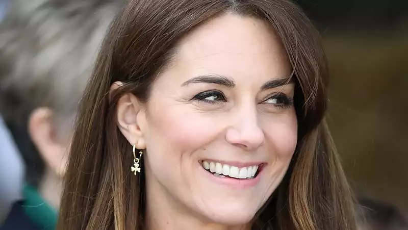 Kate Middleton wears her favorite versatile hoop earrings in her latest public appearance