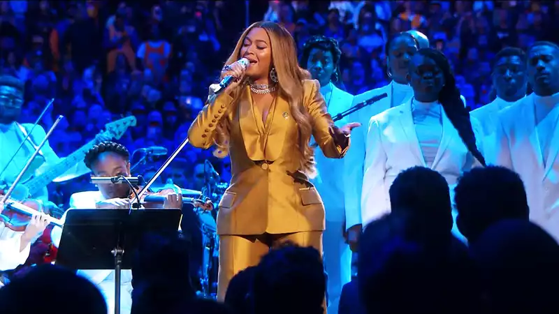 Beyonce sings her favorite song at Kobe Bryant and Gigi's memorial service