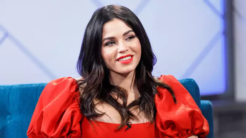 Jenna DeWan gives a glimpse of her gender-neutral chic nursery