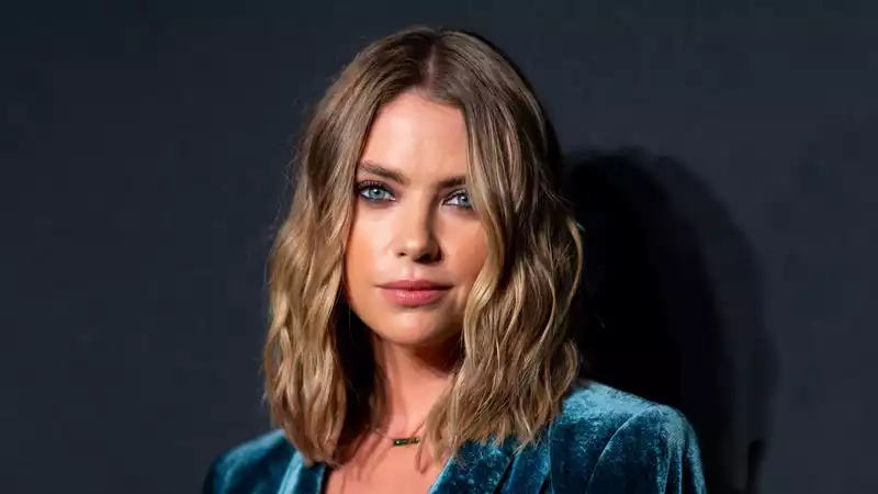 Ashley Benson's bob gets a major makeover