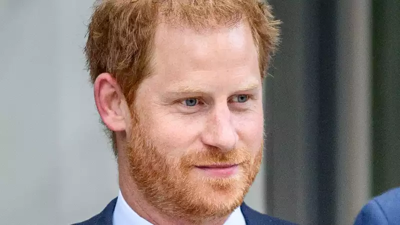 Prince Harry likely to return to UK to promote new book