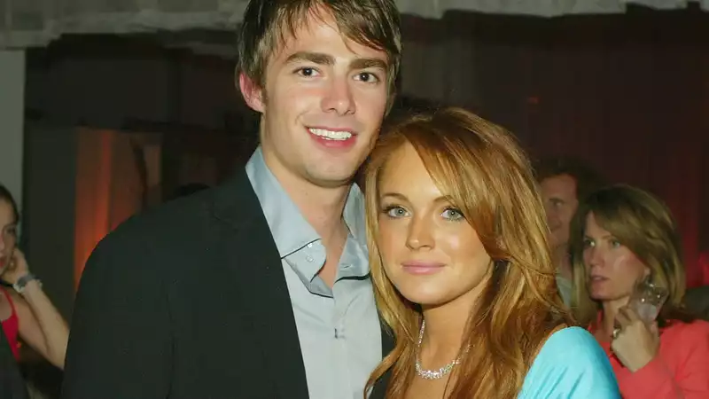 Jonathan Bennett of "Mean Girls" wants to shoot a Christmas movie with Lindsay Lohan.