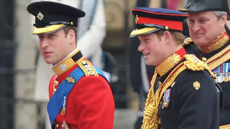 Prince Harry writes that Prince William was "drunk" the morning of his 2011 wedding to Kate Middleton