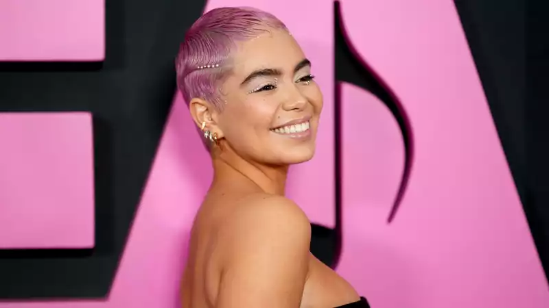 Auriy Cravalho's buzz cut at the "Mean Girls" premiere was pretty in pink (and pearls).