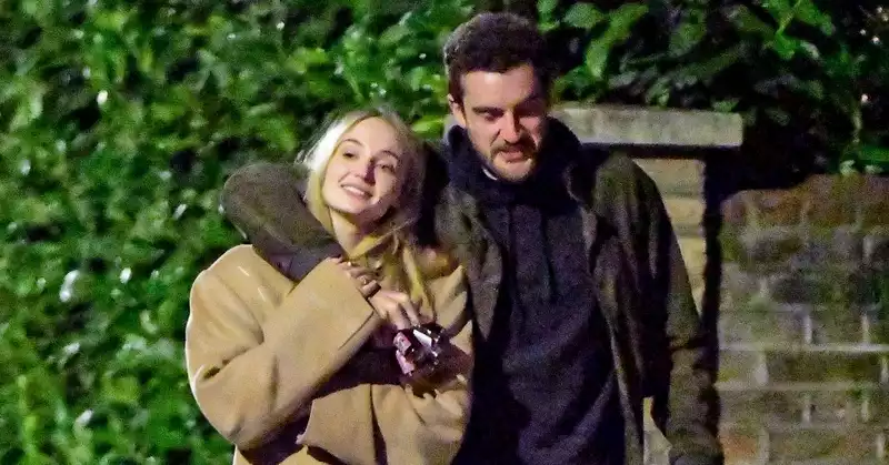 Sophie Turner wears UGGs on a date