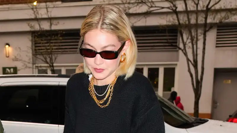 Gigi Hadid ignores every seasonal trend for a comfortable spring look