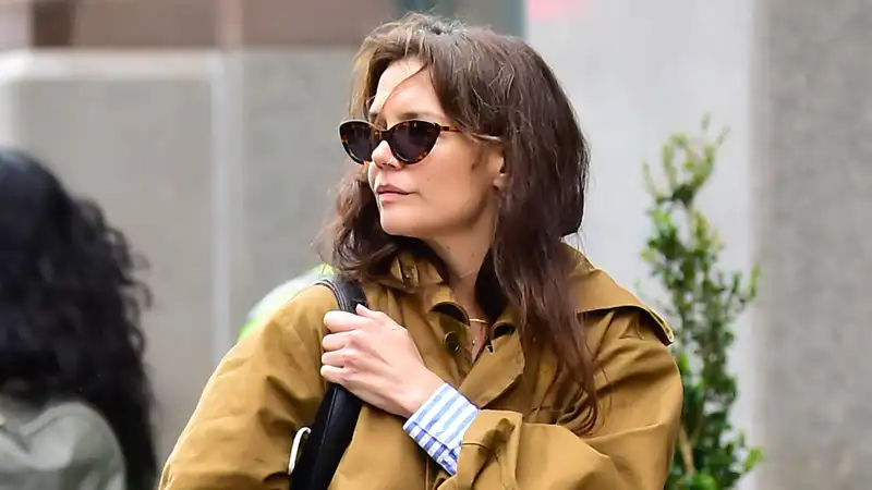 Katie Holmes' easy spring outfit formula is worth copying