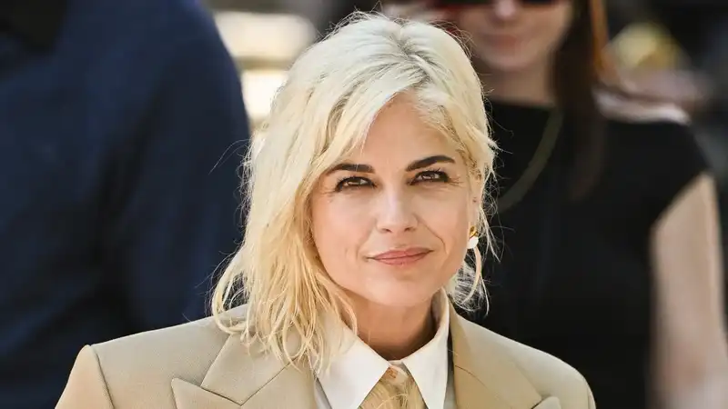 Why Selma Blair visited Schiaparelli in a tie with braided blond hair