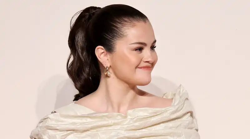 Selena Gomez finds the ideal all-white summer work dress