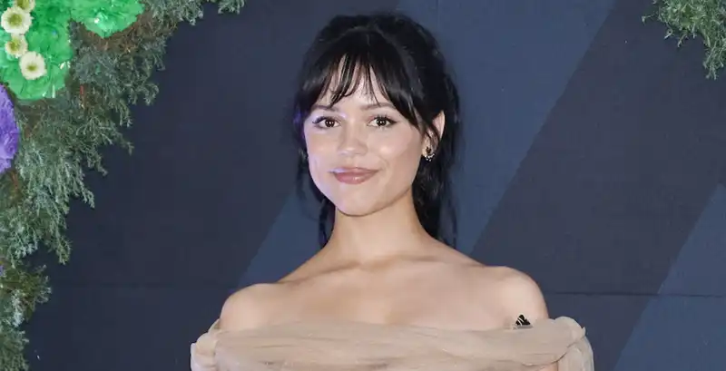 Jenna Ortega puts a “Beetlejuice” spin on a naked dress in the Vivienne Westwood archives