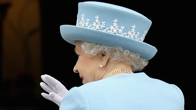 An incredible episode told for the first time by Queen Elizabeth's personal hat maker.