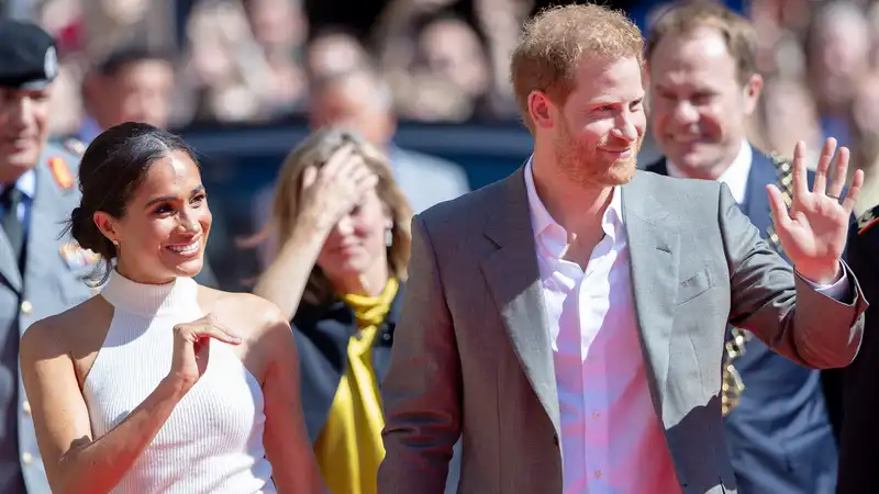 Prince Harry and Meghan Markle call for votes in the upcoming presidential election.