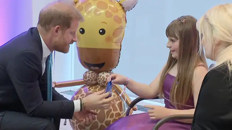 Prince Harry receives a sweet gift from a 10-year-old girl to use “when I feel down.