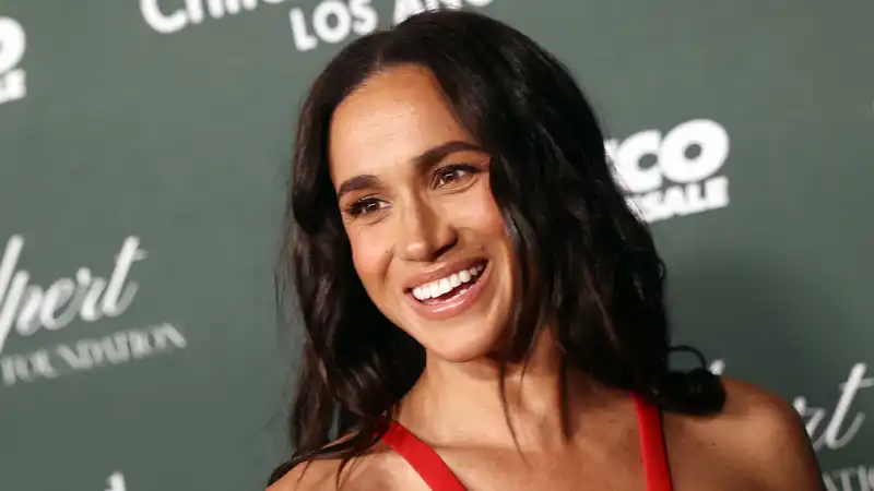 Meghan Markle, “one of the most bullied people in the world,” again in solo attendance.