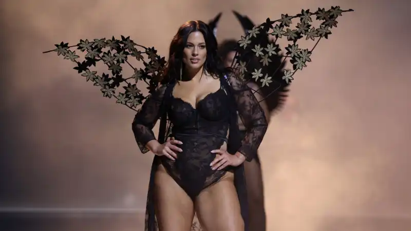 Ashley Graham Explains Why She “Hesitated” to Appear in Victoria's Secret Fashion Show