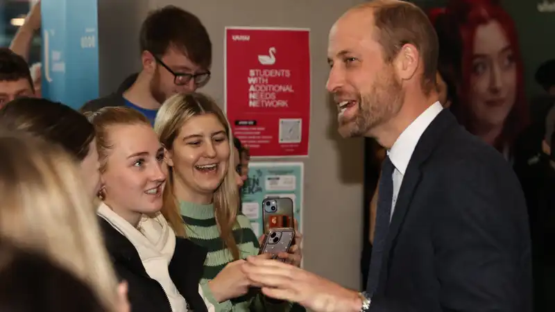 Prince William helped the fans get out of being late to class with a cheerful TikTok